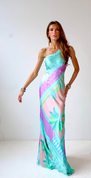 Poolside Glamour 707