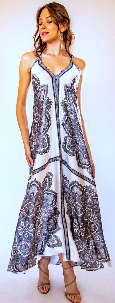 Black & White Paisley Medium Black & White Paisley Medium