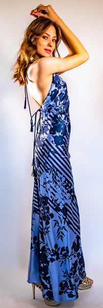 Blue Rose - Extremely Flattering